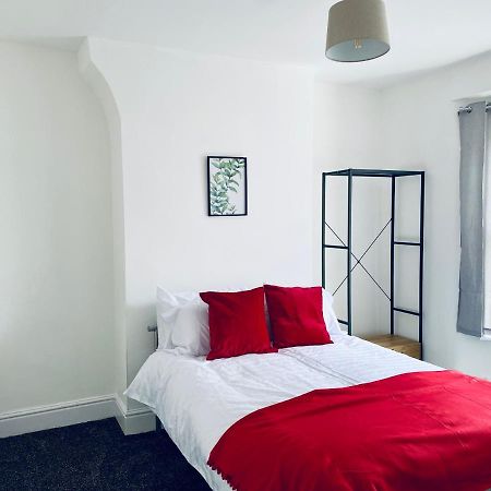 Villa 3 Bed Anfield House Close To Lfc à Liverpool Extérieur photo