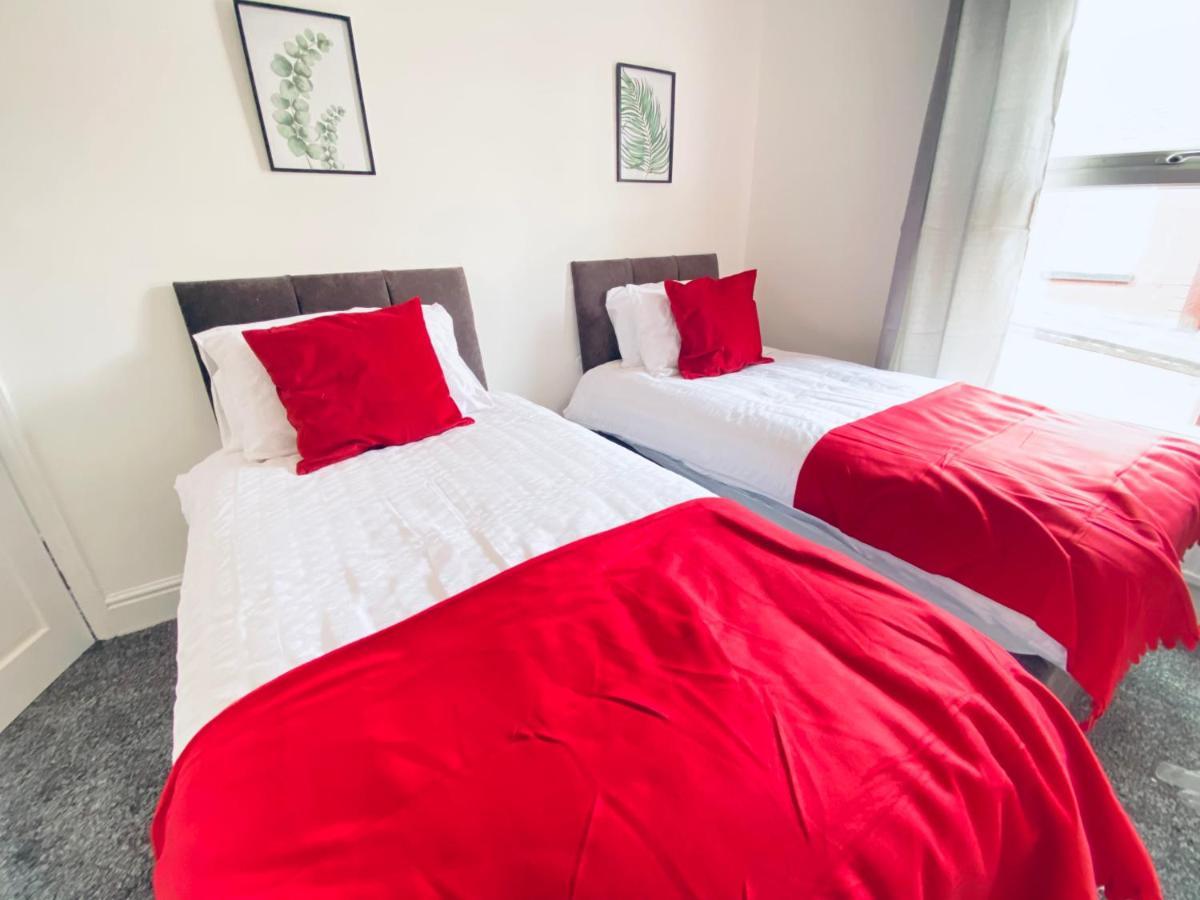 Villa 3 Bed Anfield House Close To Lfc à Liverpool Extérieur photo