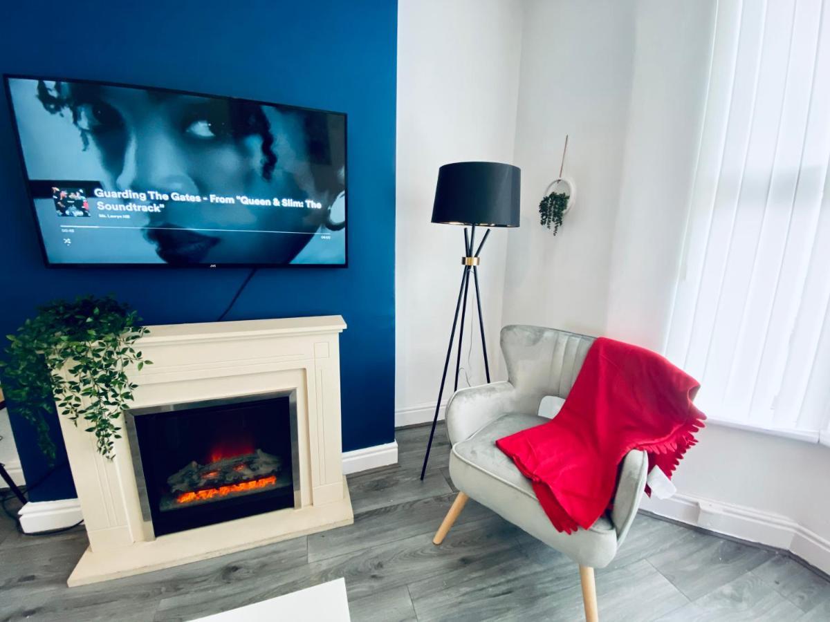 Villa 3 Bed Anfield House Close To Lfc à Liverpool Extérieur photo